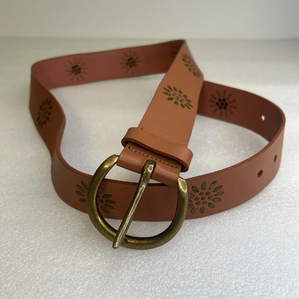 Linea‎ Pelle Anthropologie Brown Genuine Leather Metal Floral Studded Belt M